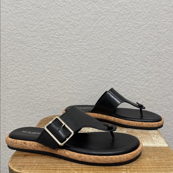 Kelsi Dagger Theory Black Leather Thing Buckle strap Sandals Size 8.5 NEW - Picture 2 of 7